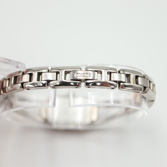 Guess Ladies Watch Silver Tone 18mm Stainless Steel Bracelet with New Battery - Picture 12 of 14